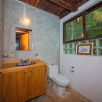 20.- Centro Holistico - 1st Floor Twin Bathroom