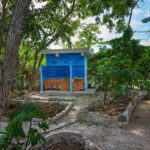 41. Holistico - Exterior Showers