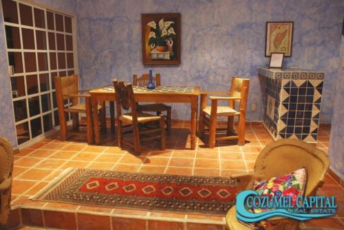 6.-Casa_Colonial Dining room